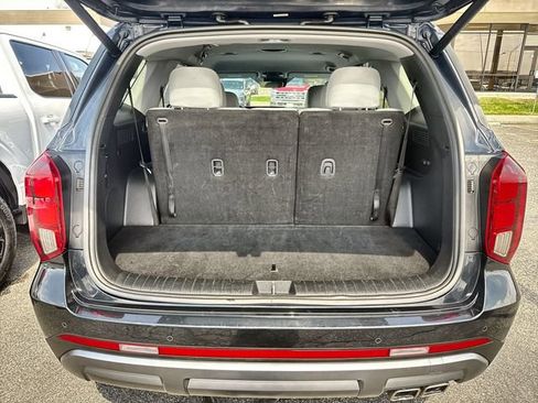 Used 2025 Hyundai Palisade SEL AWD/4WD image 24