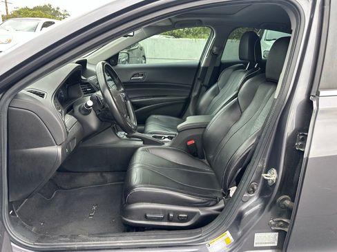 Used 2019 Acura ILX FWD image 10