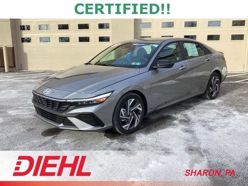 Certified 2025 Hyundai Elantra Sport w/ Cargo Package image 4