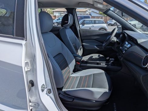 Used 2024 Nissan Kicks SR w/ SR Premium Package FWD image 20