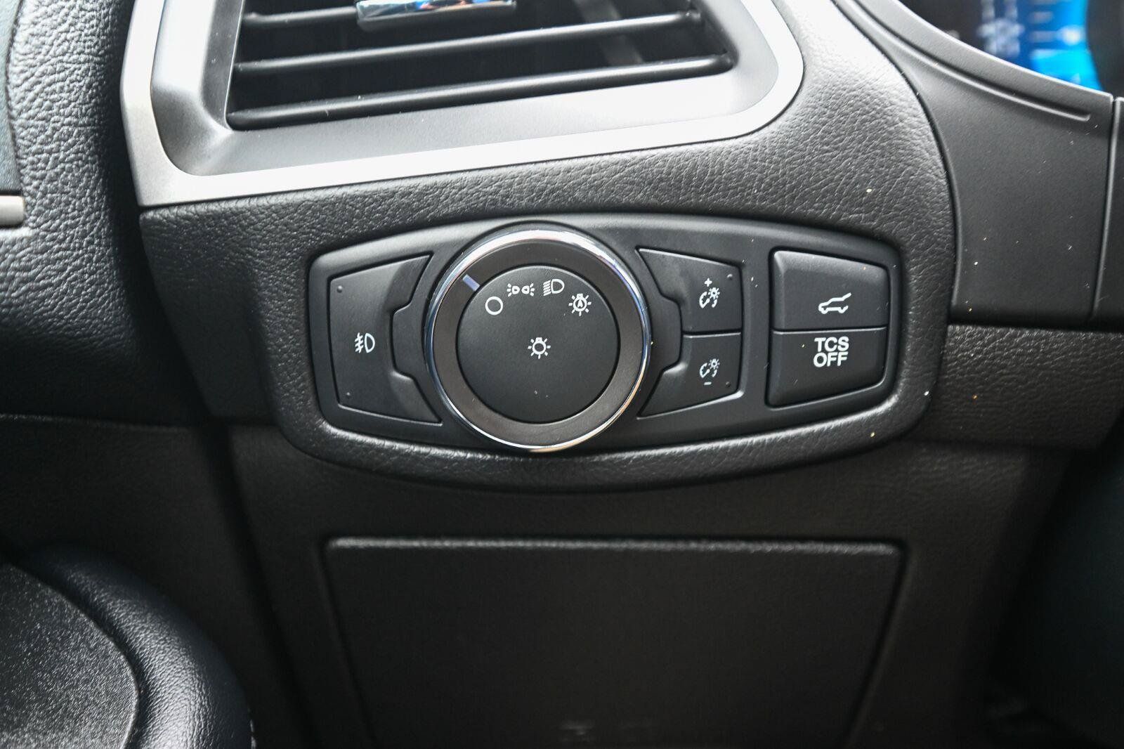 Used 2022 Ford Edge SEL w/ Convenience Package AWD/4WD image 42