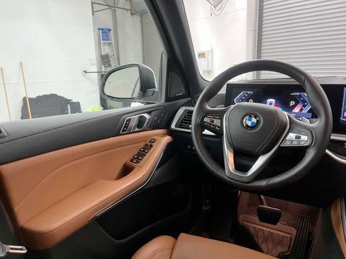 Used 2024 BMW X5 xDrive40i w/ Premium Package AWD/4WD image 15