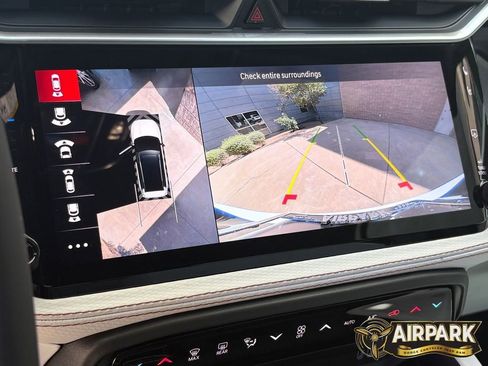 New 2026 Jeep Cherokee Overland image 22