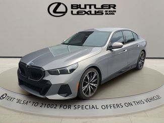 Used 2024 BMW 540i xDrive w/ Premium Package AWD/4WD video 1