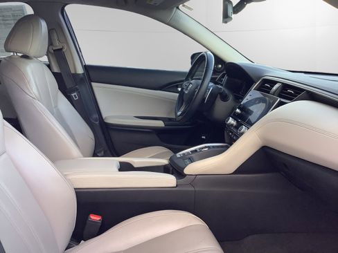 Used 2019 Honda Insight Touring image 15