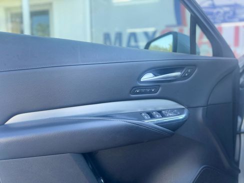 Used 2023 Cadillac XT4 Premium Luxury AWD/4WD image 40