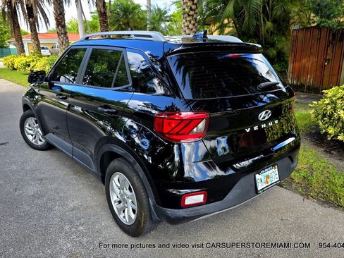 Used 2020 Hyundai Venue SEL w/ Convenience Package FWD image 6