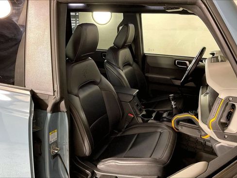 Used 2022 Ford Bronco Badlands AWD/4WD image 6