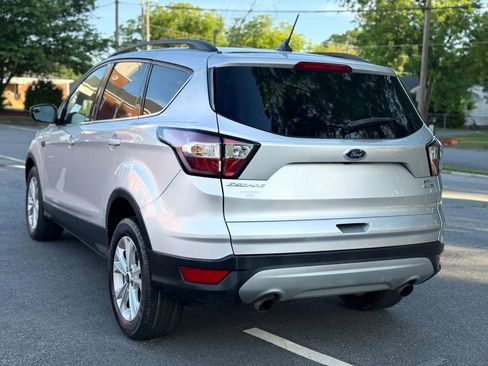 Used 2018 Ford Escape SEL AWD/4WD image 4