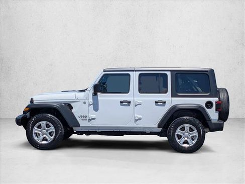 Used 2021 Jeep Wrangler Unlimited Sport AWD/4WD image 9
