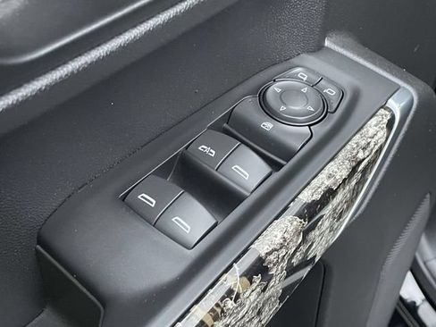 Used 2025 Chevrolet Silverado 1500 Custom Trail Boss w/ Realtree Special Edition AWD/4WD image 14