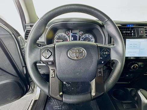 Used 2024 Toyota 4Runner TRD Off-Road image 15