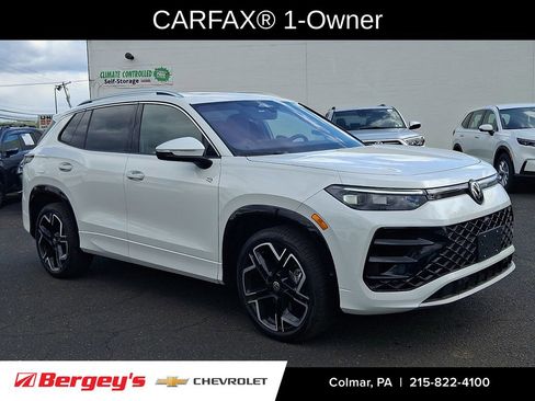 Used 2026 Volkswagen Tiguan SEL R-Line image 3