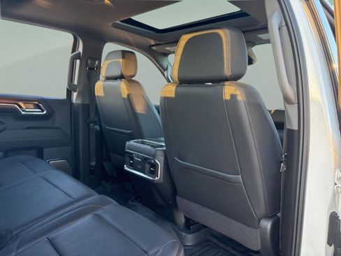 Used 2024 GMC Sierra 1500 Denali w/ Technology Package image 38