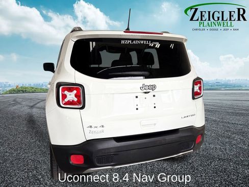 Used 2018 Jeep Renegade Limited w/ UConnect 8.4 Nav Group AWD/4WD image 4