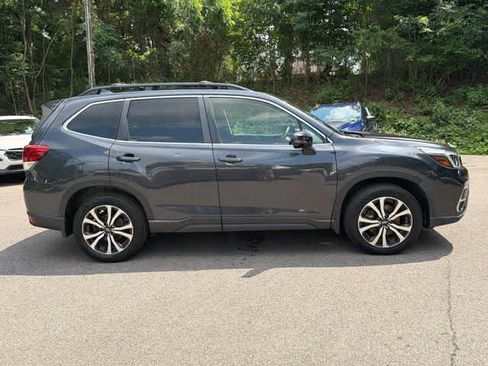 Used 2019 Subaru Forester Limited AWD/4WD image 3