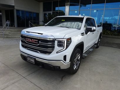 New 2026 GMC Sierra 1500 SLT w/ SLT Premium Package