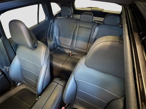 Certified 2024 Mercedes-Benz GLC 300 4MATIC image 23