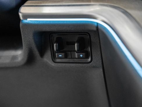 Used 2025 Ford Expedition Max Platinum image 37