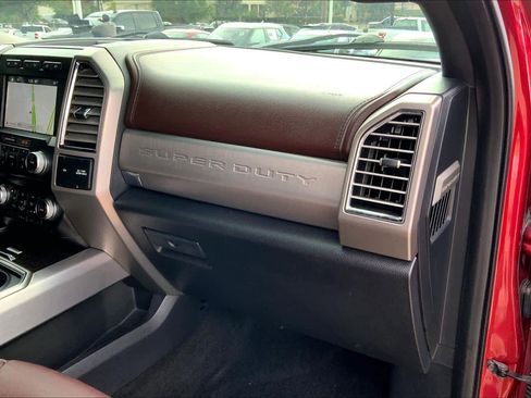 Used 2017 Ford F250 Platinum w/ Platinum Ultimate Package image 19