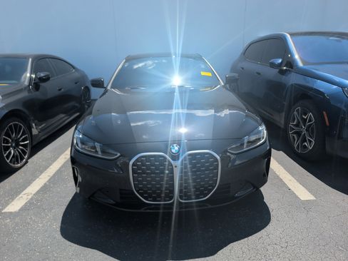 Used 2026 BMW 430i Coupe w/ Parking Assistance Package RWD image 2