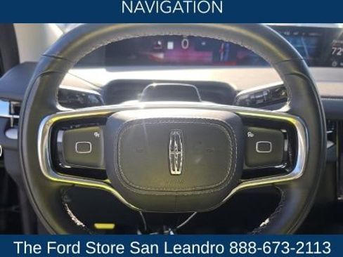 Used 2025 Lincoln Navigator L Reserve AWD/4WD image 15
