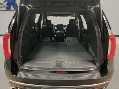 Used 2022 GMC Yukon AT4 AWD/4WD image 8