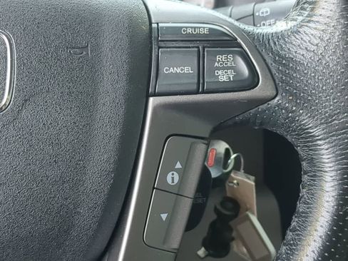 Used 2015 Honda Pilot Touring image 26