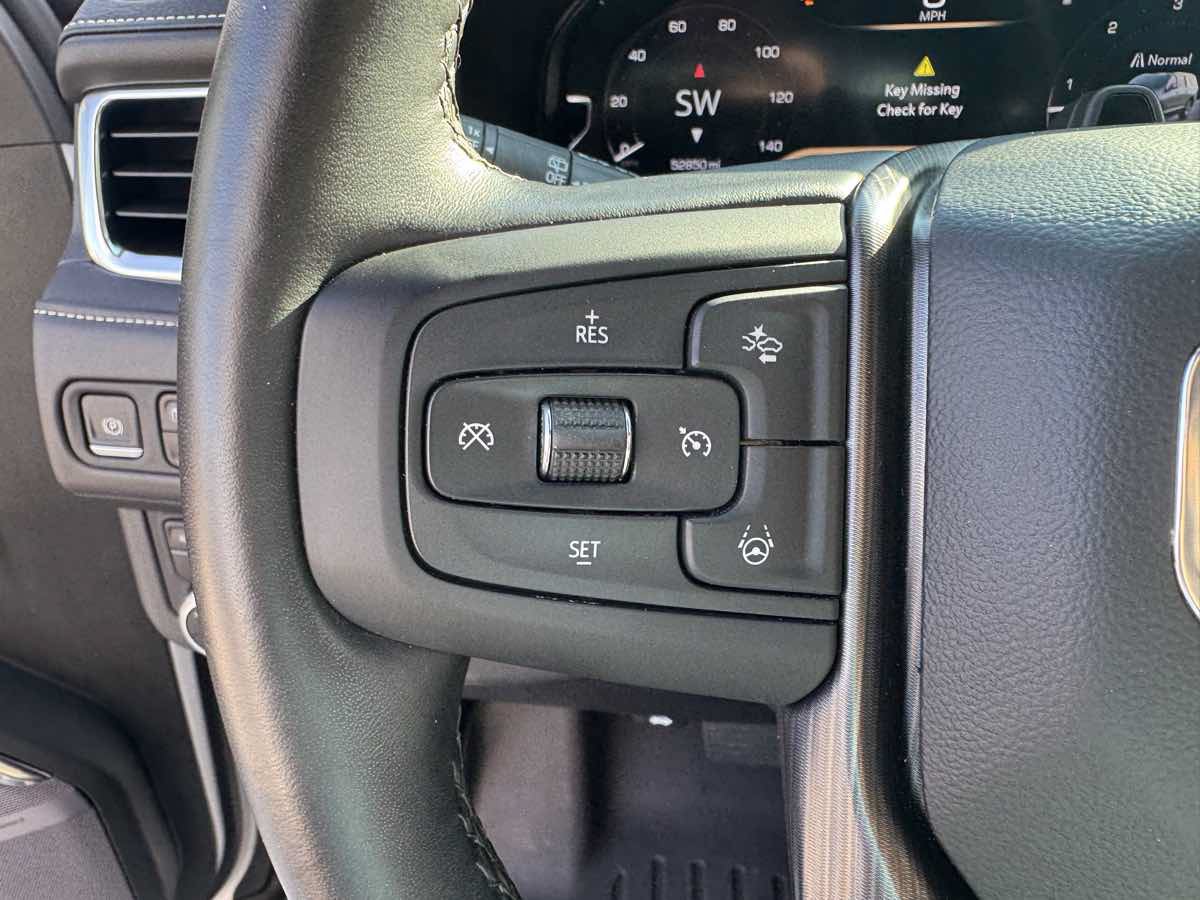Used 2023 GMC Yukon Denali Ultimate AWD/4WD image 20