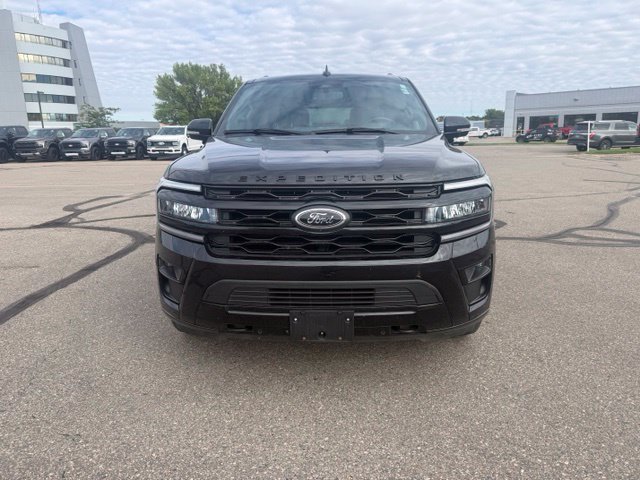 Used 2024 Ford Expedition Max Limited AWD/4WD image 6