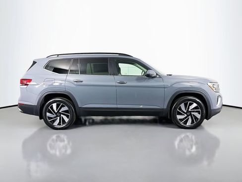 New 2026 Volkswagen Atlas SE image 8