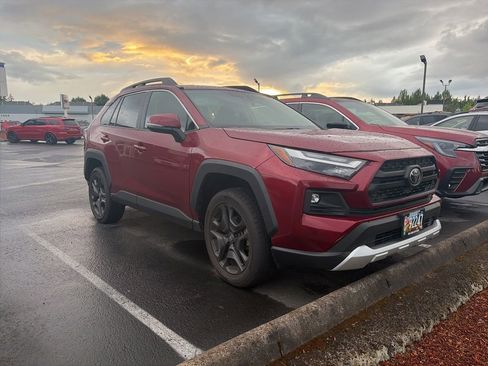 Used 2024 Toyota RAV4 Adventure w/ Convenience Package AWD/4WD image 6