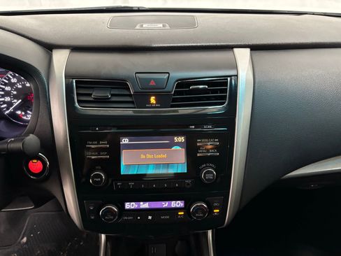 Used 2013 Nissan Altima 2.5 SL image 24