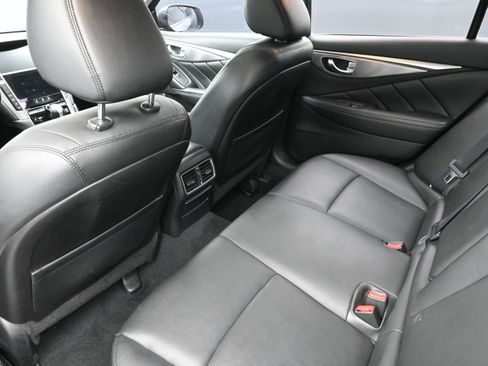 Used 2015 INFINITI Q50 Premium w/ Navigation Package image 20