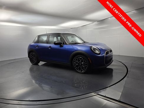 Used 2025 MINI Cooper S image 2