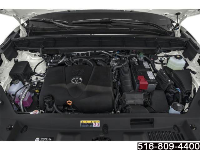 Used 2021 Toyota Highlander XLE AWD/4WD image 13