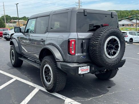 Used 2023 Ford Bronco Badlands AWD/4WD image 6
