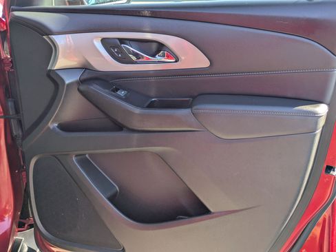 Certified 2023 Chevrolet Traverse LT image 30