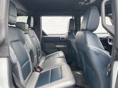 Used 2021 Ford Bronco First Edition AWD/4WD image 33