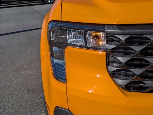 New 2026 Ford Maverick XLT w/ Equipment Group 301A image 10