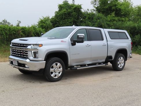 Used 2021 Chevrolet Silverado 2500 LTZ w/ LTZ Plus Package AWD/4WD image 27