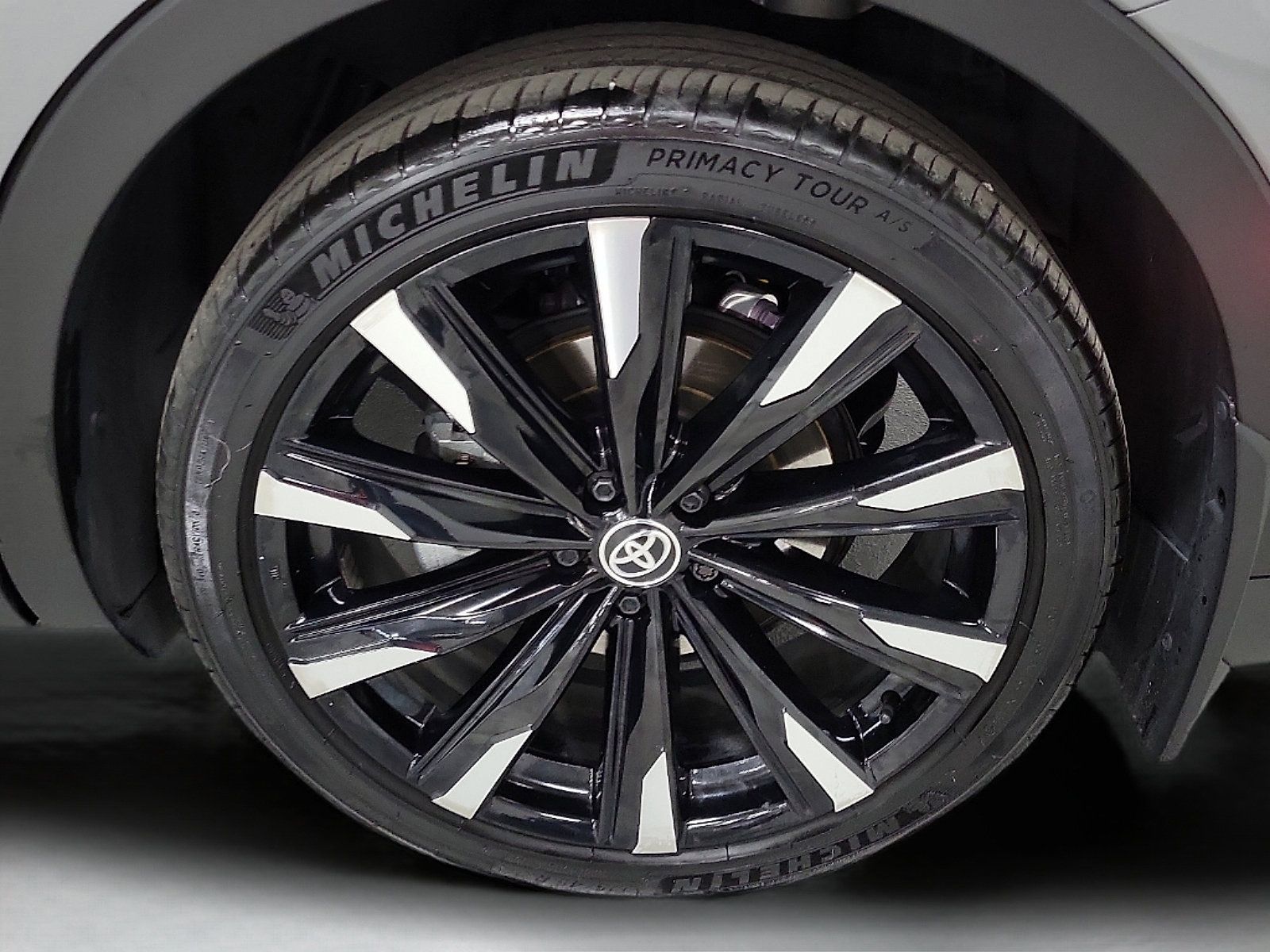 Certified 2024 Toyota Crown Platinum AWD/4WD image 6