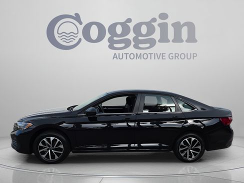 Used 2024 Volkswagen Jetta S FWD image 2