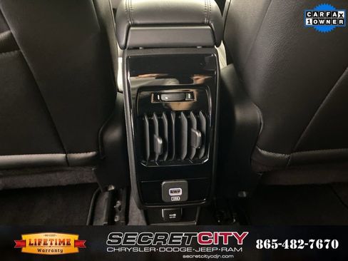 Used 2024 Jeep Compass Latitude AWD/4WD image 25