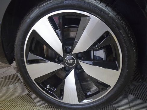 New 2025 Audi A5 2.0T Prestige image 11