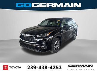 Used 2022 Toyota Highlander XLE video 1