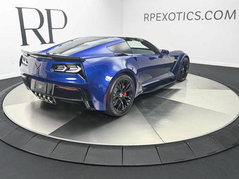 Used 2018 Chevrolet Corvette Z06 RWD image 21