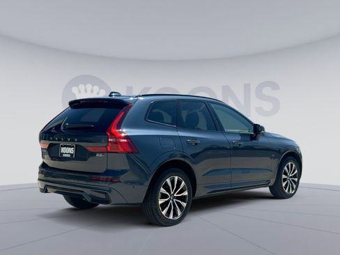 Certified 2023 Volvo XC60 B5 Plus AWD/4WD image 7