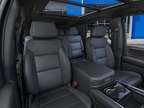 New 2026 Chevrolet Tahoe LT w/ Sun And Tow Package AWD/4WD image 16