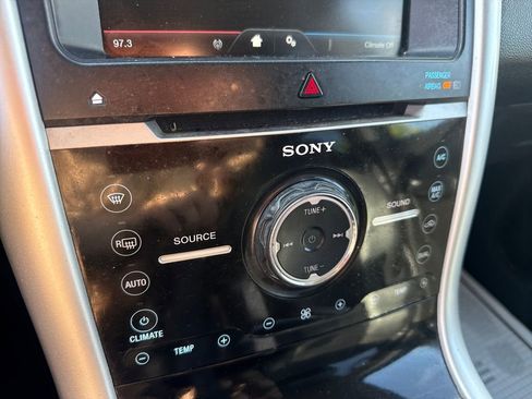 Used 2013 Ford Edge Limited AWD/4WD image 31